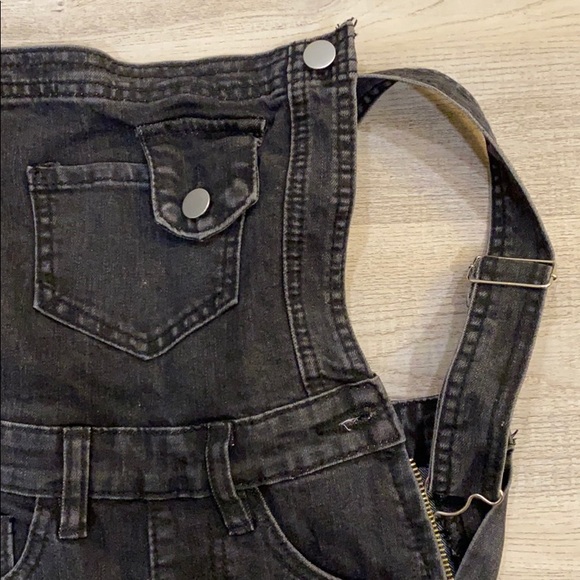 Black Jean Denim Overalls - Picture 2 of 4